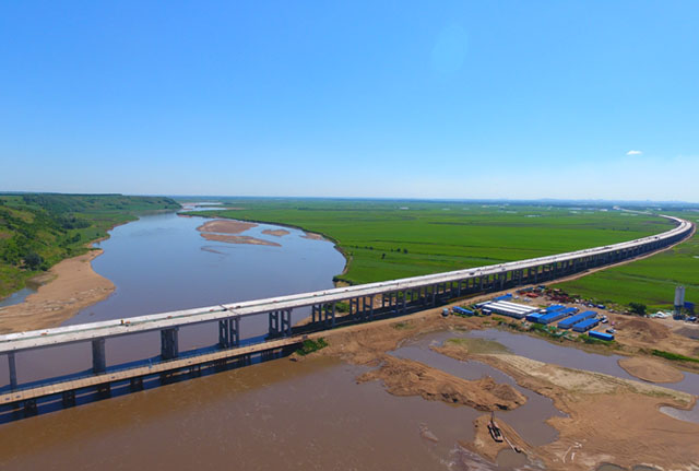 綏化至大慶高速公路