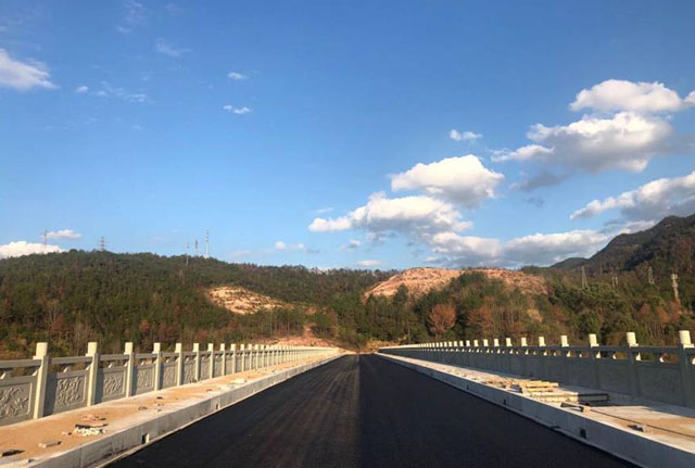  南明湖國際休閑養(yǎng)生港項目配建工程規(guī)劃大橋